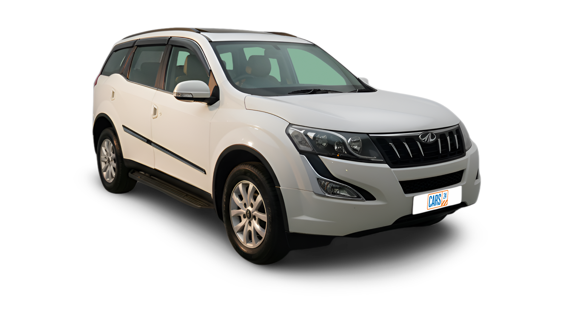 Mahindra XUV500-img